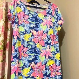 Lilly Pulitzer shift dress